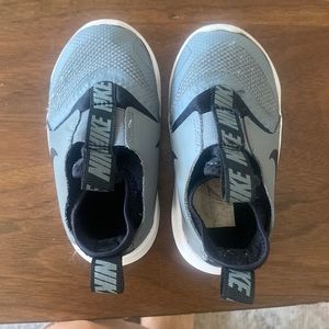 Toddler Nikes Size 6